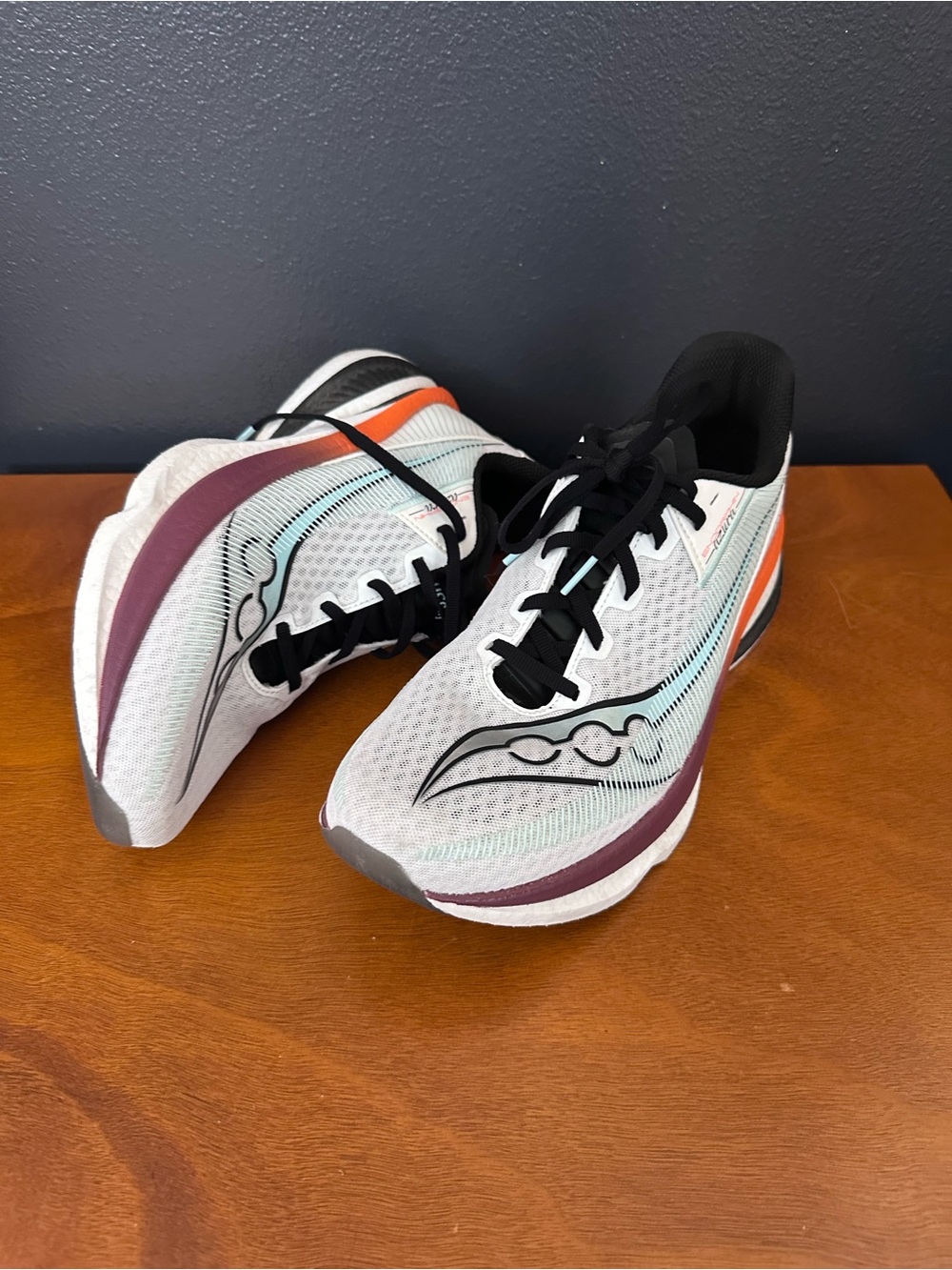 Saucony Azure